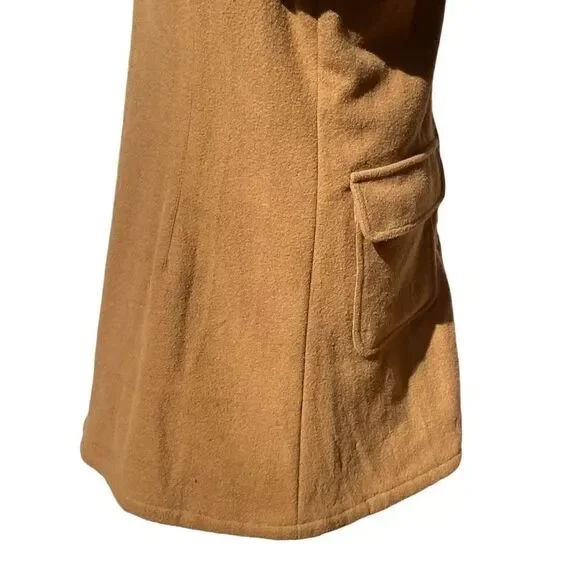 Cabela’s Women’s Toggle Duffel Wool-blend Hooded Coat, Large. Tan cargo pockets - Picture 9 of 16